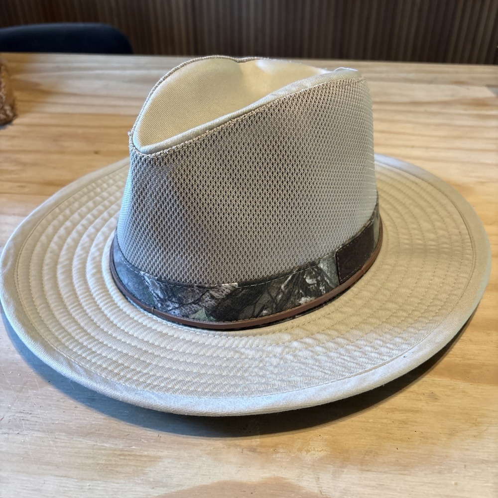 PARAMOUNT OUTDOORS Vented Fedora Straw Hat Camo Band Realtree Osfm